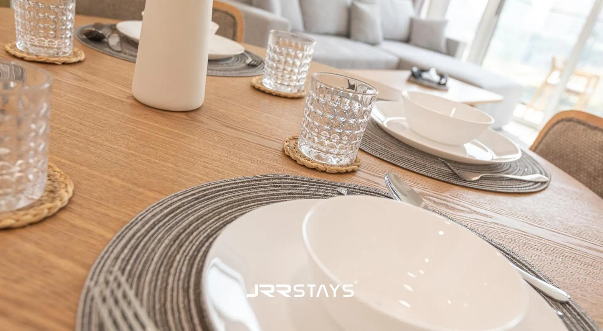 Apartament Elegant Luxury 1Br - Modern Design - Jvc Dubaj