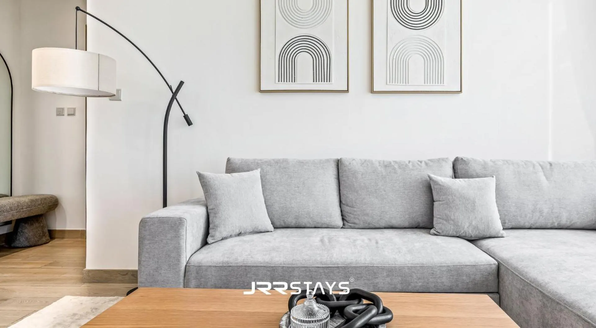 Apartament Elegant Luxury 1Br - Modern Design - Jvc Dubaj